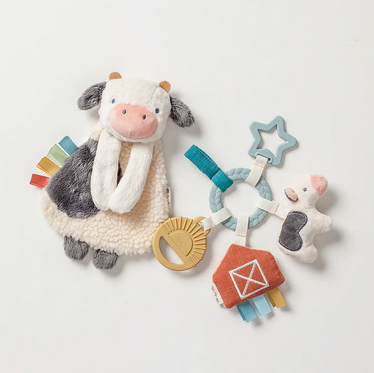 Bitzy Busy Farm Gift Set - Elegant Mommy