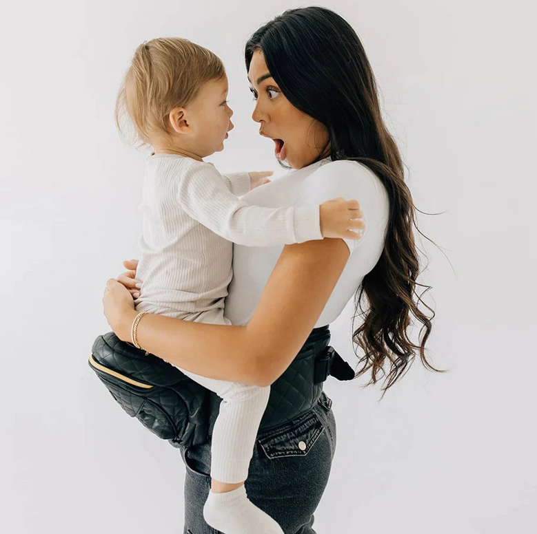 Tushbaby Hip Carrier- Vegan Leather Black