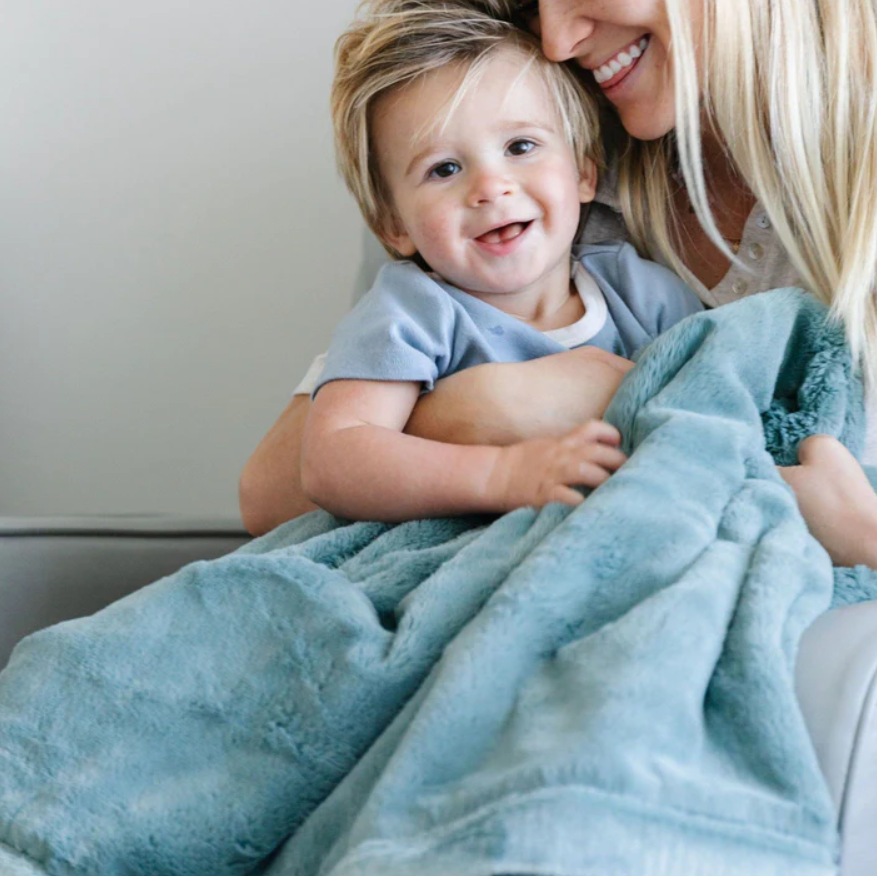 Saranoni Lush Receiving Blanket - Elegant Mommy