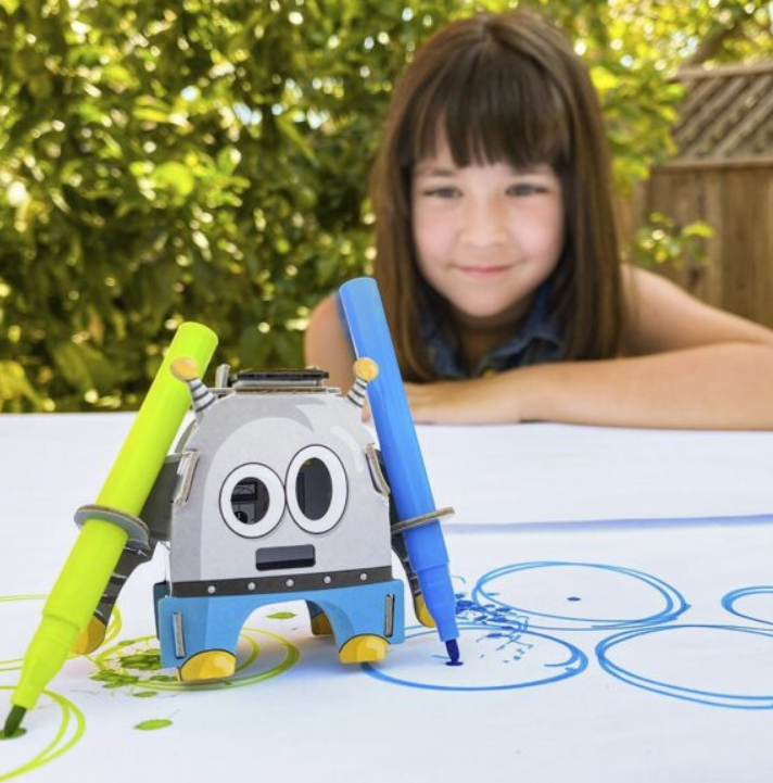 *Create + Play: Robot