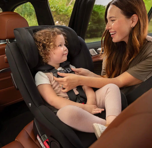 Nuna Rava Cedar Next - Convertible Car Seat