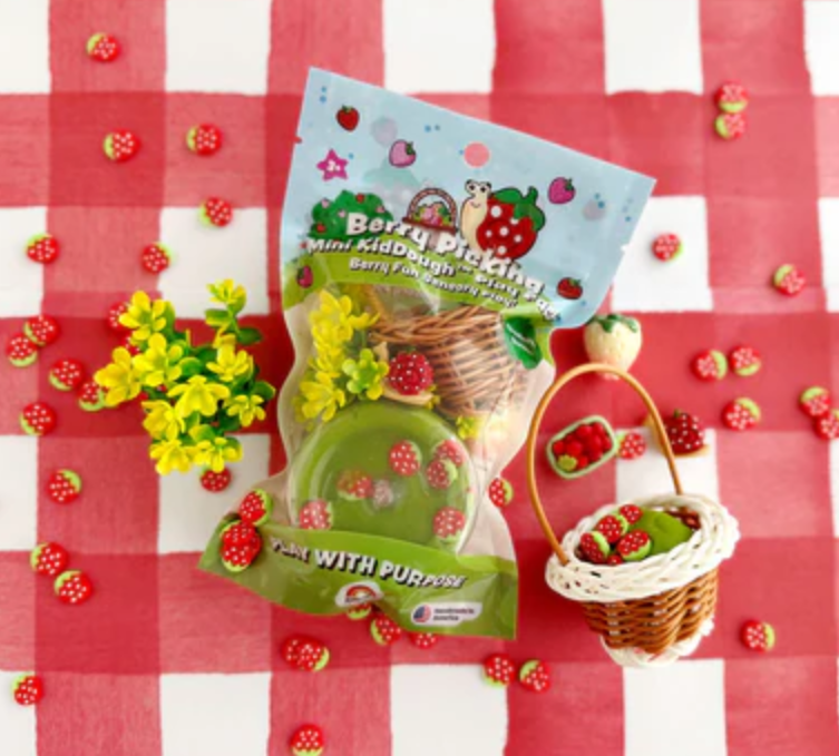 Berry Picking Mini  KidDough Play Kit