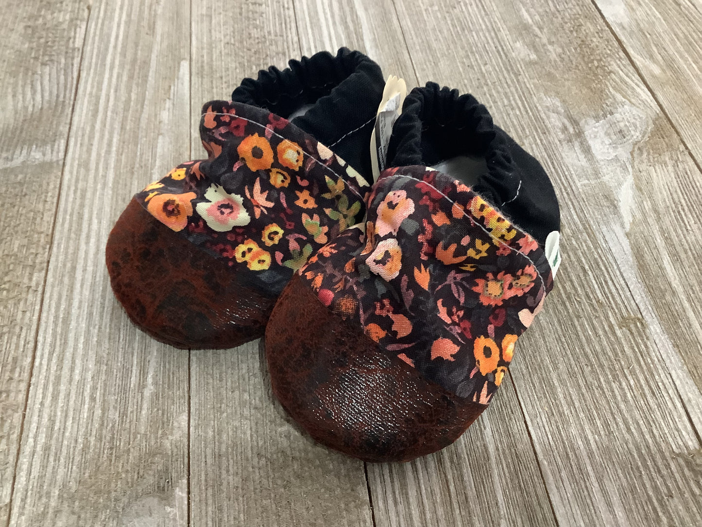 Lexiebugs 12-18 M Prints - Copper Bottom