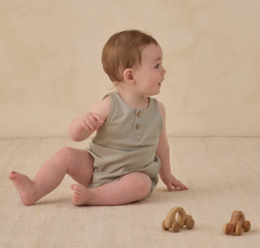 SLEEVELESS ONSIE BUBBLE SAGE