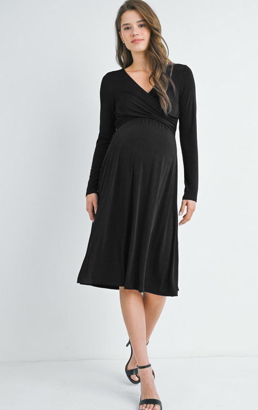 *Surplice Long Sleeve Maternity Nursing Dress - Black