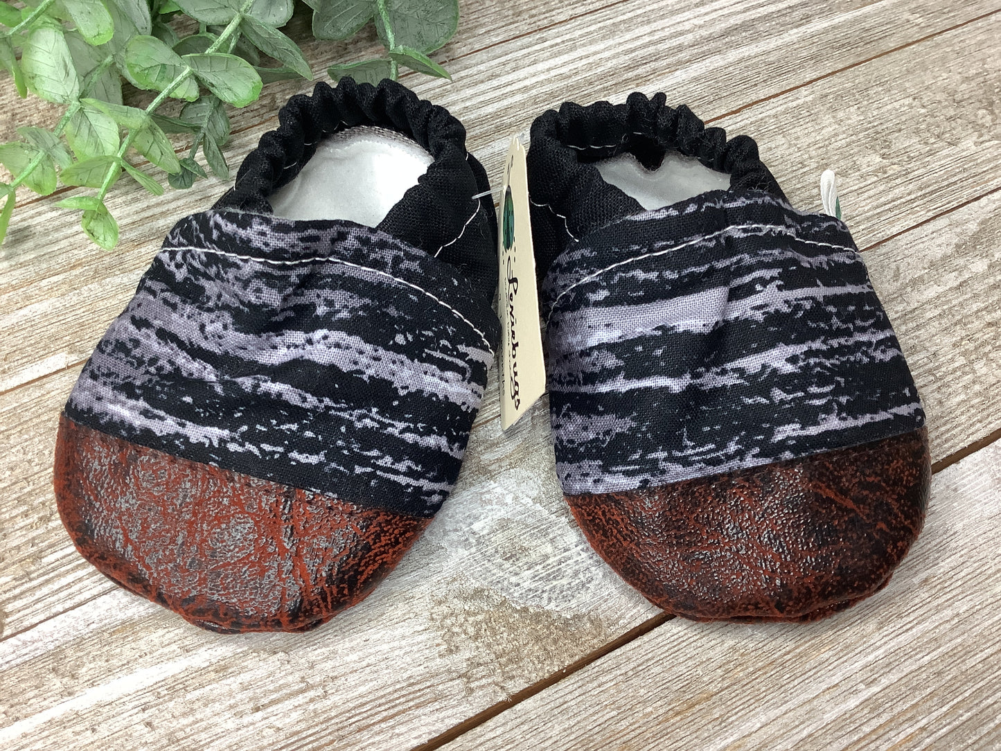 Lexiebugs 9-12 M Prints - Copper Bottom