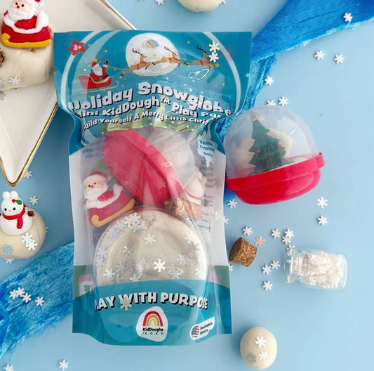 Holiday Snowglobe Mini Play Pack