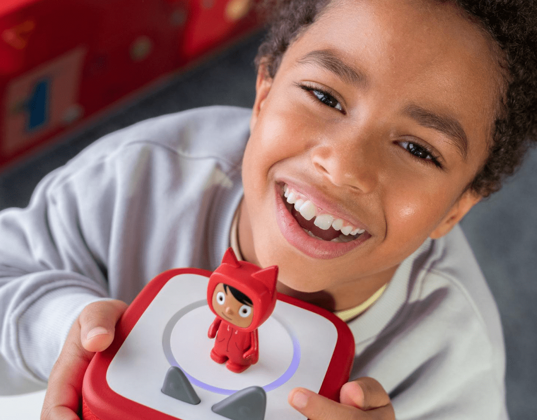 Toniebox 2 Starter Set - Playtime Puppy (Sunset  Red)