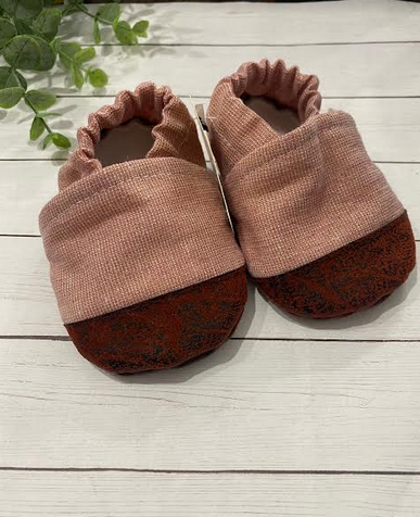 Lexiebugs 9-12 M Solids - Copper Bottom - Elegant Mommy