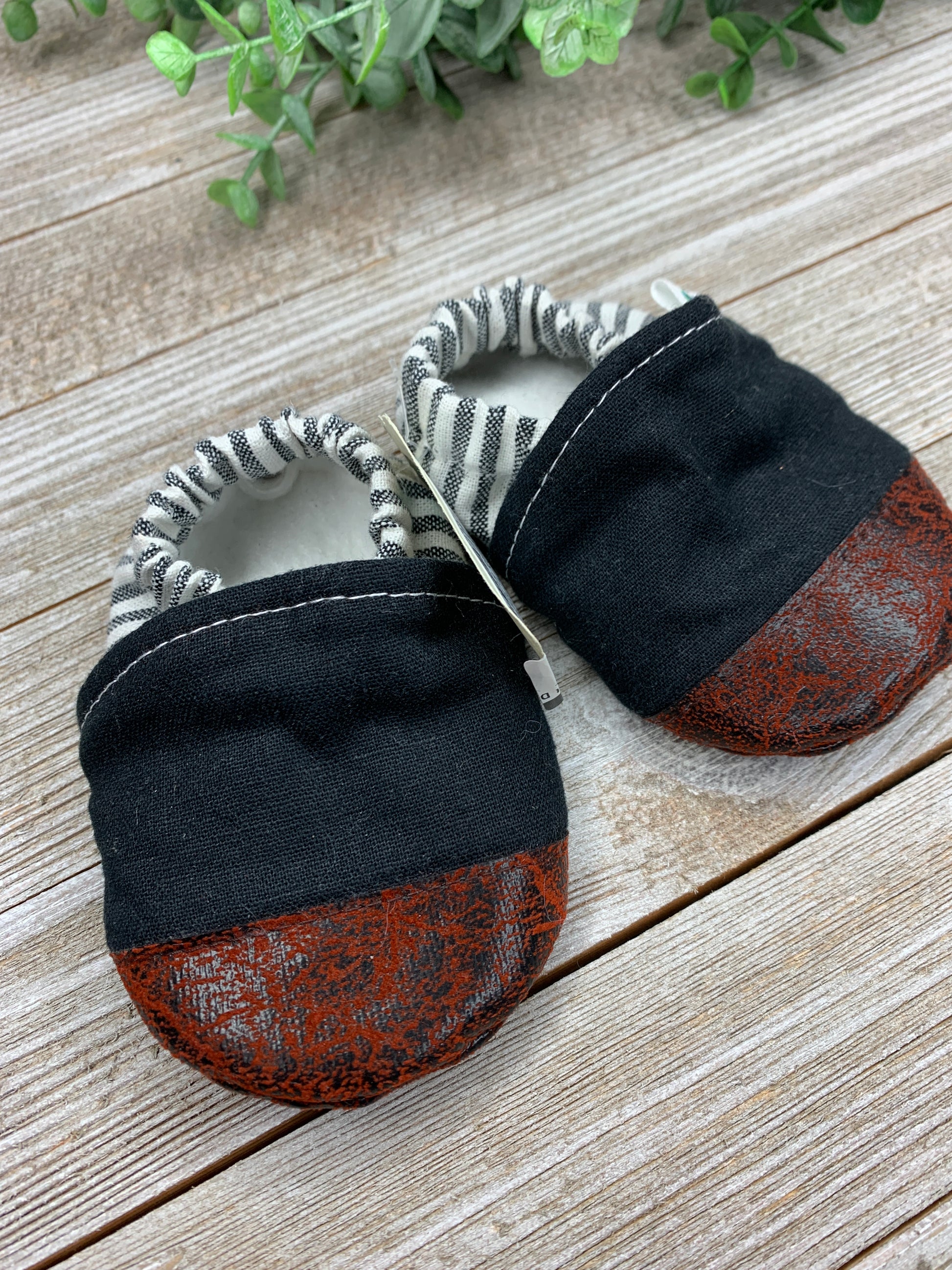 Lexiebugs 9-12 M Prints - Copper Bottom - Elegant Mommy