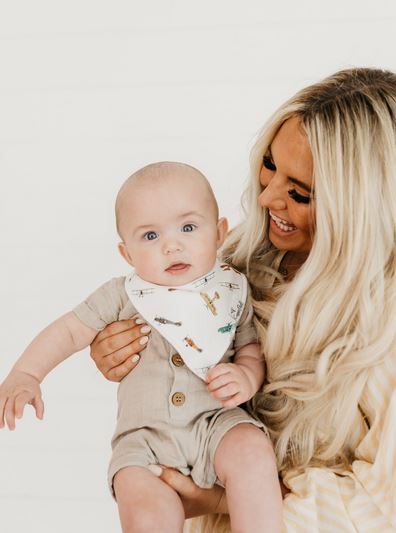 Copper Pearl Ace Bibs - Elegant Mommy