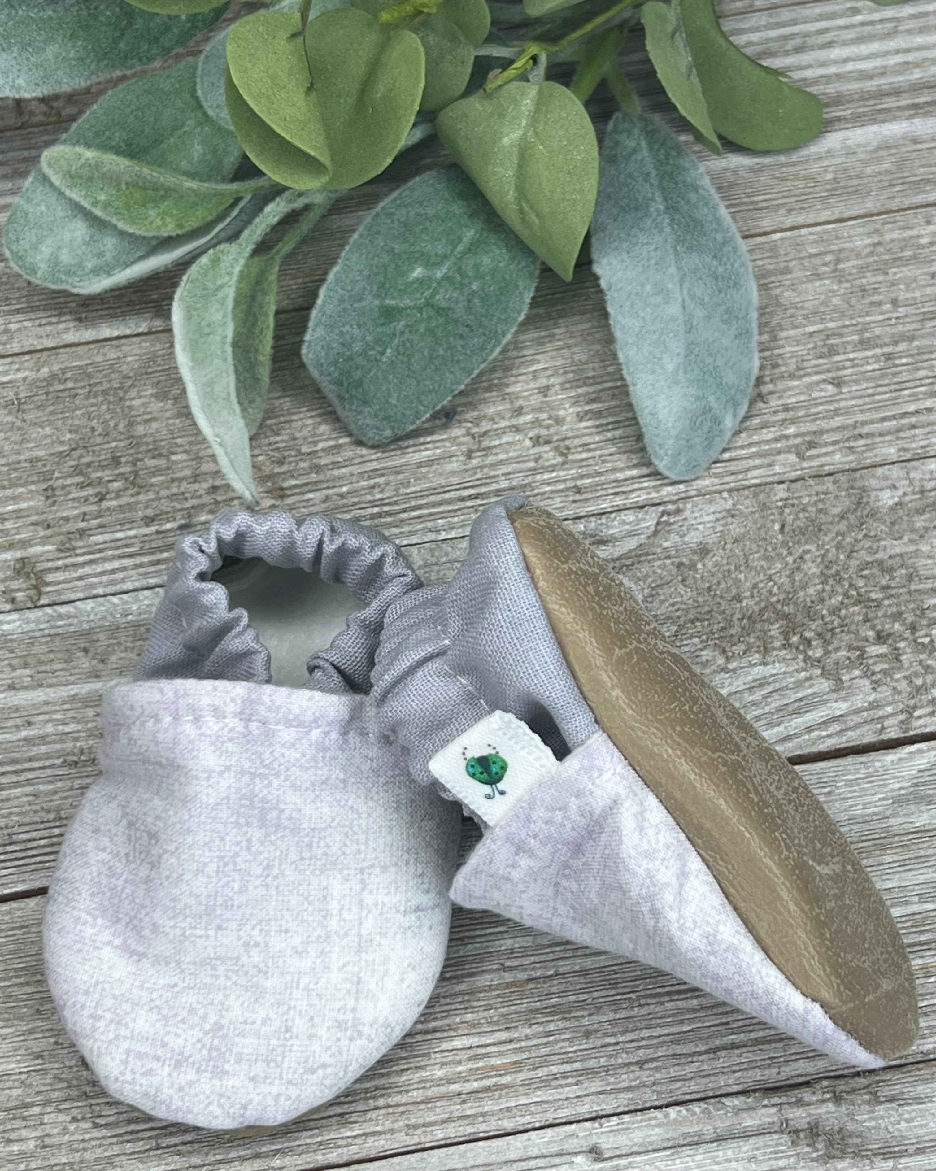 Lexiebugs 3-6 M Solids - Stone Bottom - Elegant Mommy