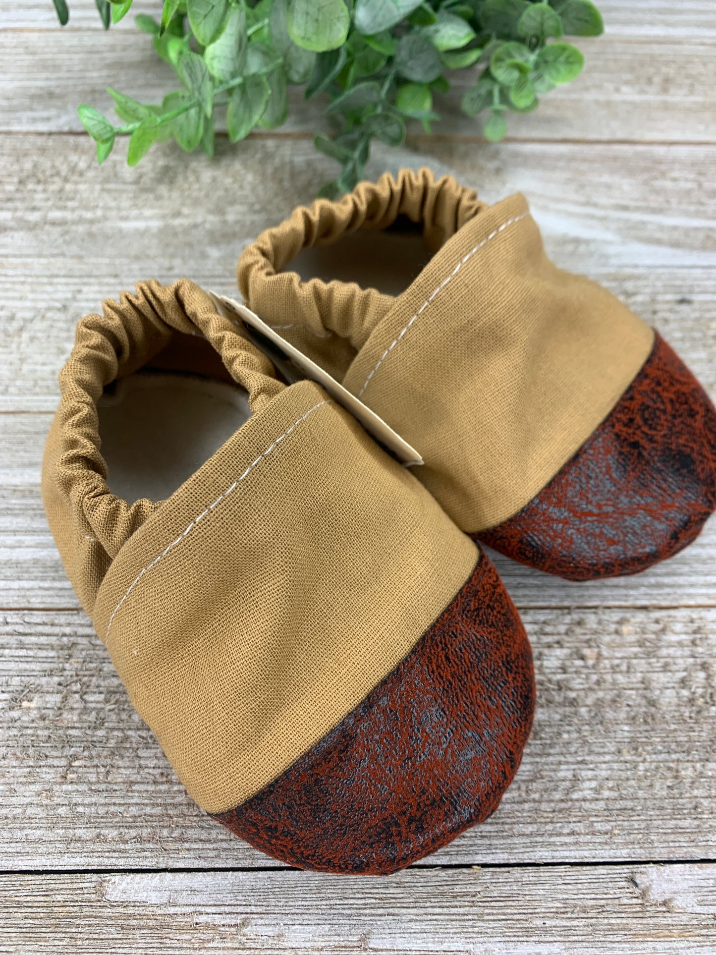 Lexiebugs 9-12 M Solids - Copper Bottom - Elegant Mommy