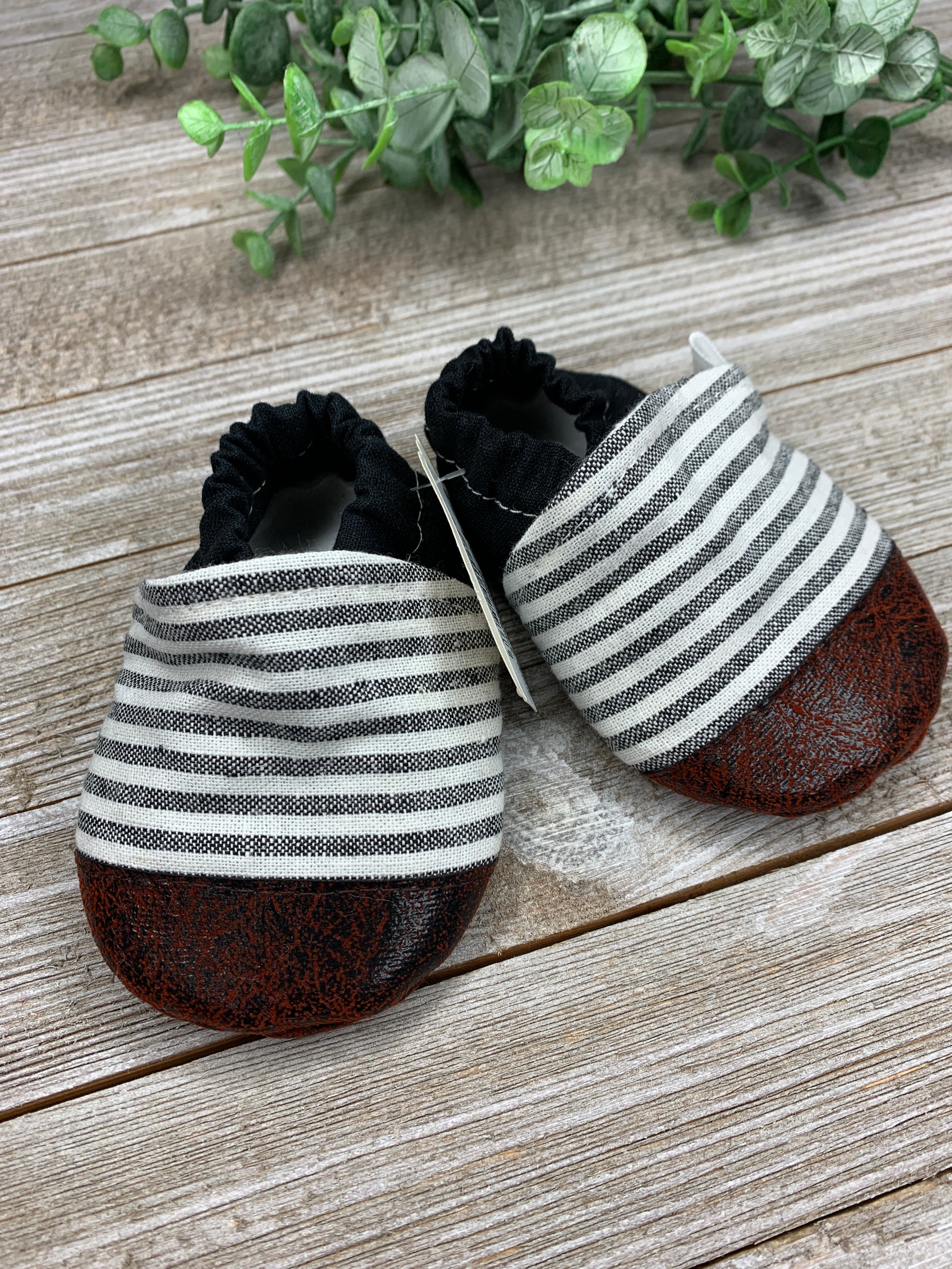 Lexiebugs 12-18 M Prints - Copper Bottom - Elegant Mommy