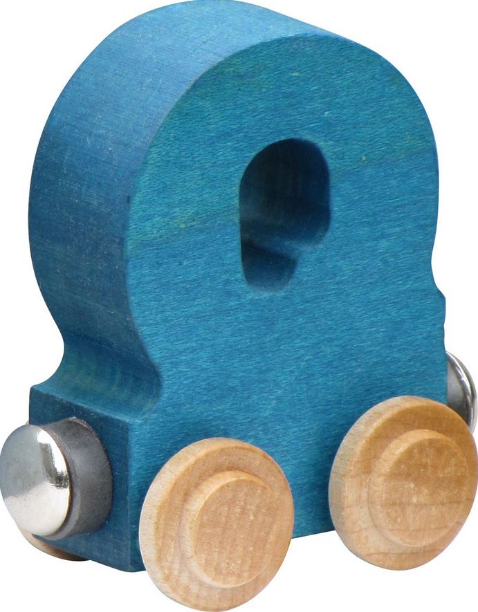 Wooden Name Trian - Stained - Elegant Mommy