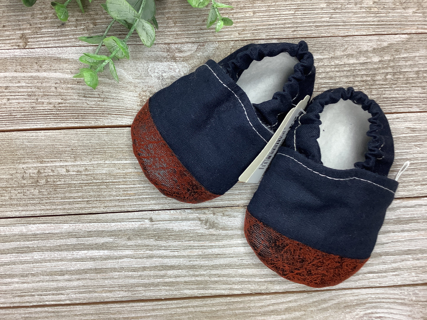 Lexiebugs 9-12 M Solids - Copper Bottom - Elegant Mommy